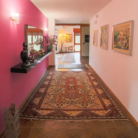 לינה וארוחת בוקר A Casa Di Sara