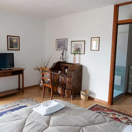 לינה וארוחת בוקר A Casa Di Sara 3*
